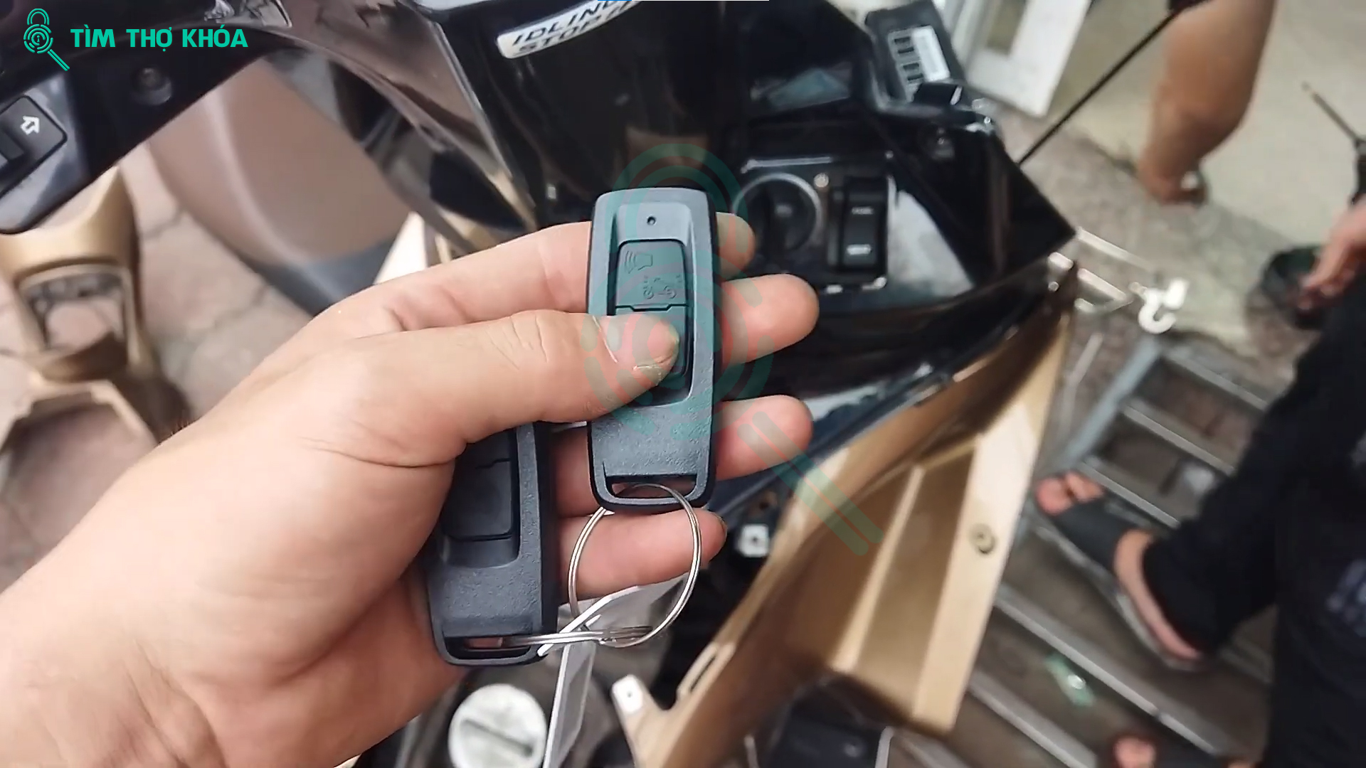 Lắp khóa Smartkey cho xe máy: Những sai lầm Kinh nghiệm Thật giả Giá tham khảo