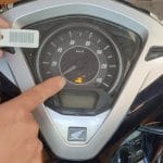 Khởi động xe sh khi mất smartkey bằng nút đề xe máy