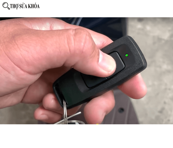 Cách Sử Dụng Chìa Khóa Vario: Mẹo An Toàn & Các Tính Năng Ẩn