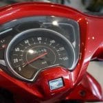 Vision mở khóa không lên điện