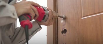 Dịch Vụ Mở Khóa Cửa Bị Kẹt Quận 1 Uy Tín Giá Rẻ Hỗ Trợ 24/24