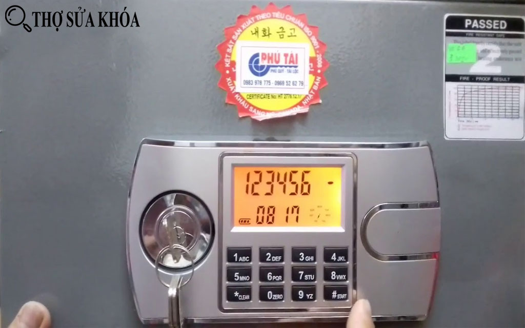 Két sắt điện tử