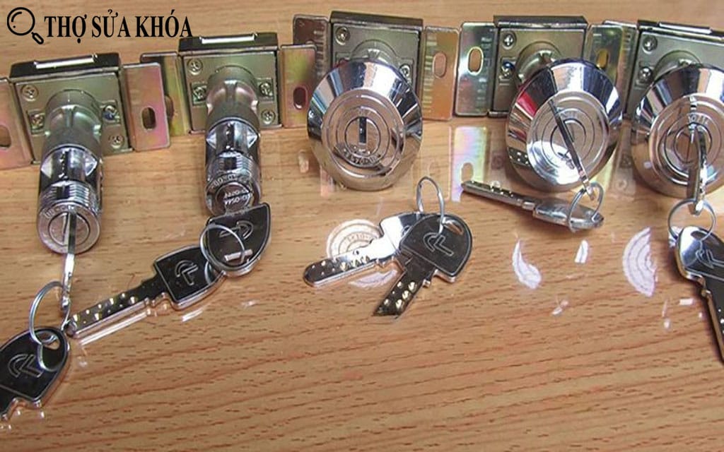 Thợ sửa khóa tủ locker