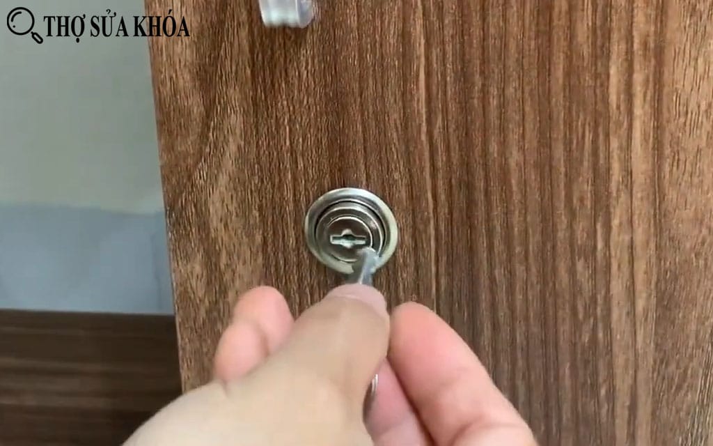 Sửa khóa tủ gỗ