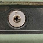 Khóa cửa cuốn